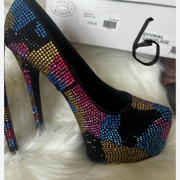 Steve Madden Diamond pump heels - Picture 1 of 1
